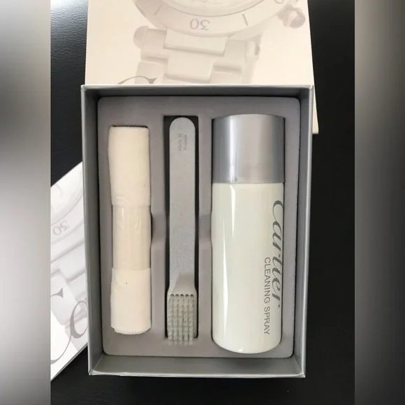 Cartier Cleaning Set - Picture 4 of 4